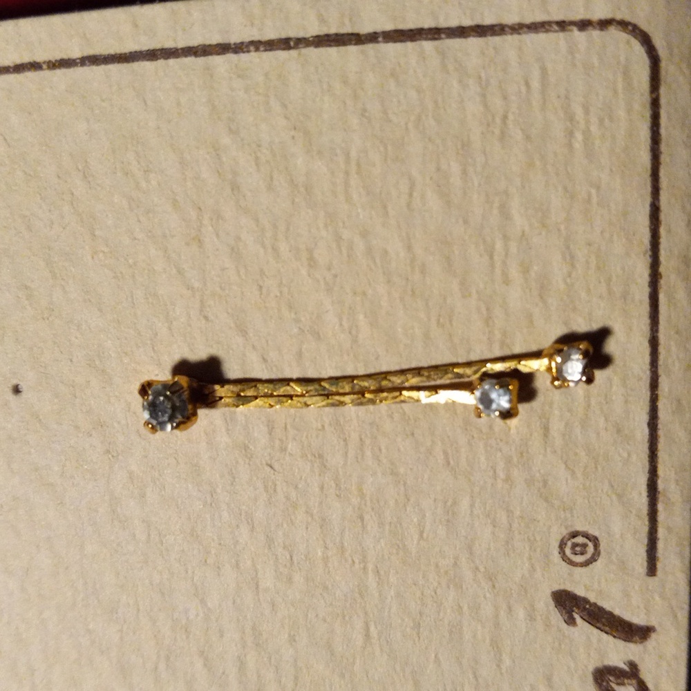 Studio 1 earrings - Picture 2 of 3